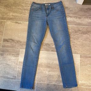Refuge Jeans Size 4